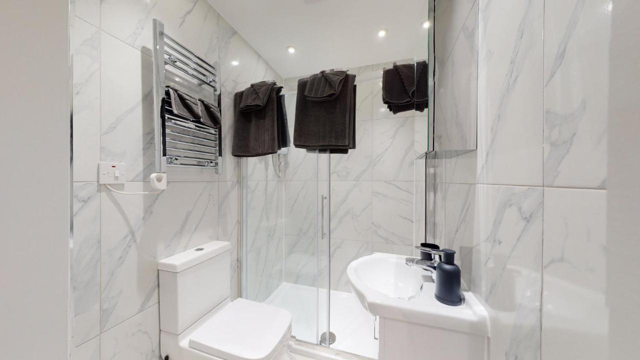 Chic Apartment By Hyde Park ลอนดอน ภายนอก รูปภาพ